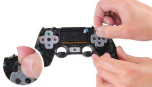 آموزش گام به گام تعویض ذغال دسته PS4 برای رفع مشکل سفتی و گیر کردن دکمه‌ها